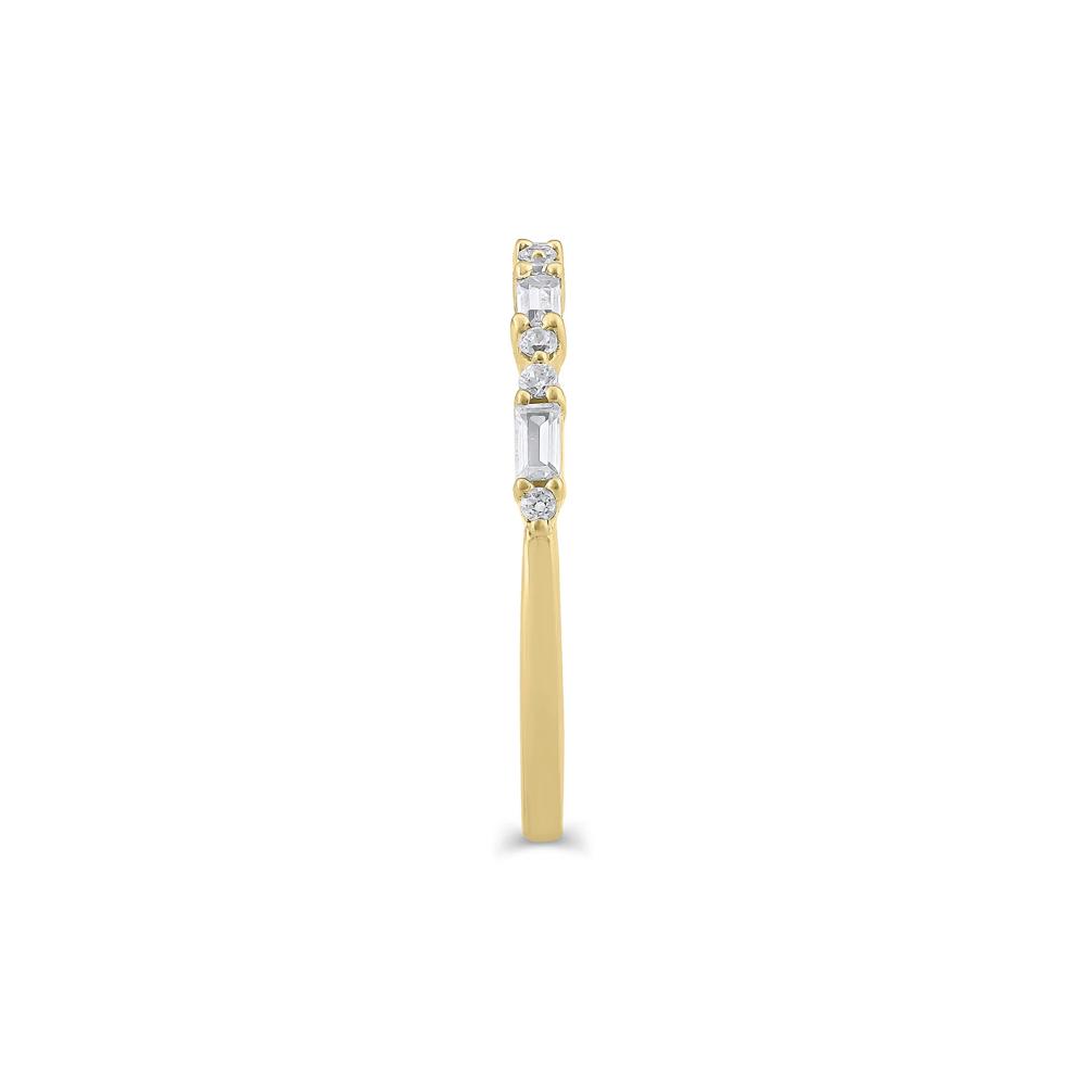 Lab Grown Diamond Round &amp; Baguette Anniversary Band in 10K Yellow Gold (1/4 ct. tw.) – Image 3 of 3