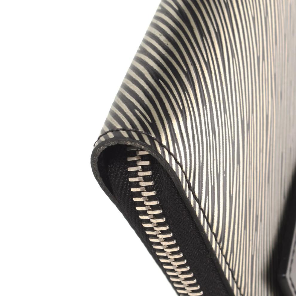 Pre-Owned Louis Vuitton Leather Zip Pouch – Image 5 of 6