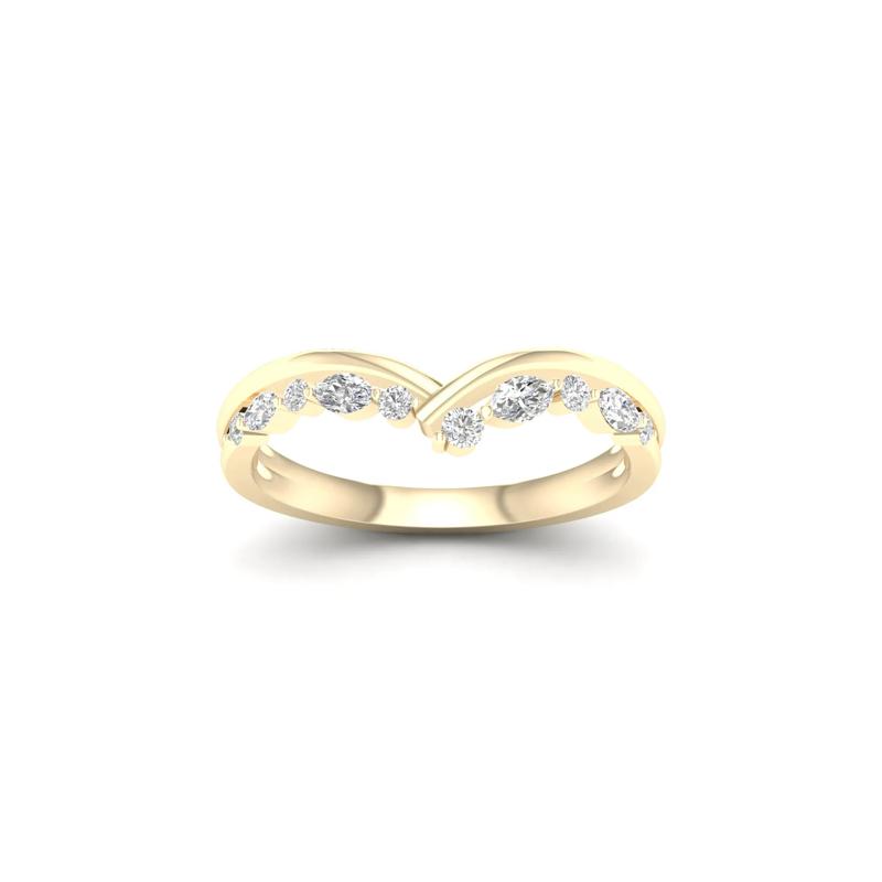 Diamond Chevron Band in 14K Yellow Gold &#40;1/3 ct. tw.&#41; – Image 4 of 5