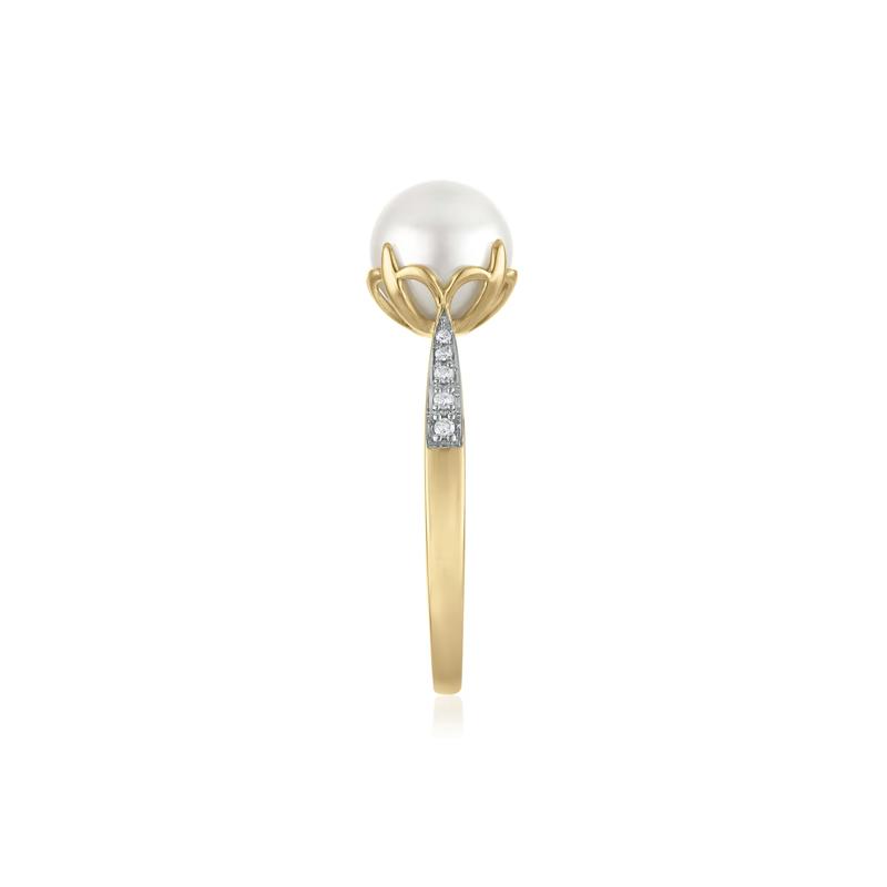 Freshwater Cultured Pearl and Diamond Accent Ring in 10K Yellow Gold – Image 3 of 3