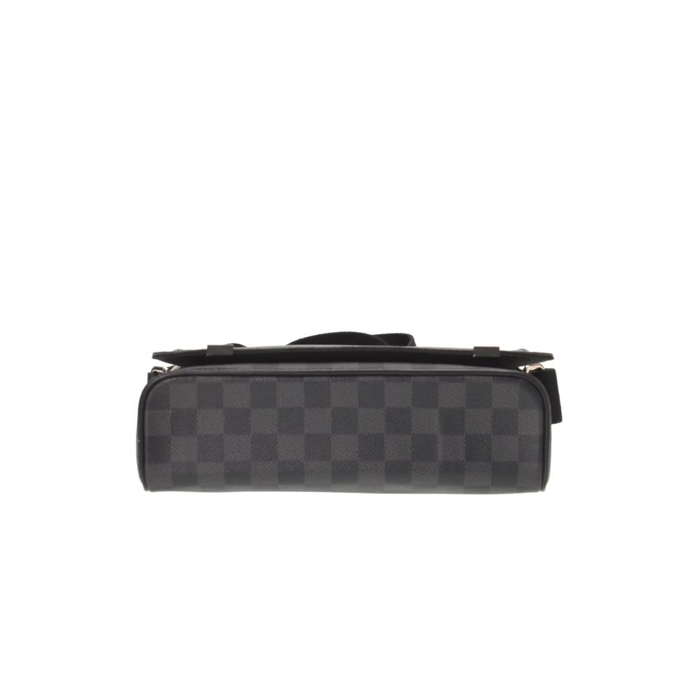 Pre-Owned Louis Vuitton District PM Crossbody – Image 4 of 7