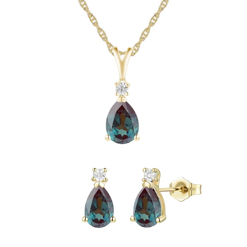 Lab-Created Alexandrite &amp; Diamond Accent Pendant &amp; Earrings Boxed Set in 10K Yellow Gold – Image 1 of 5