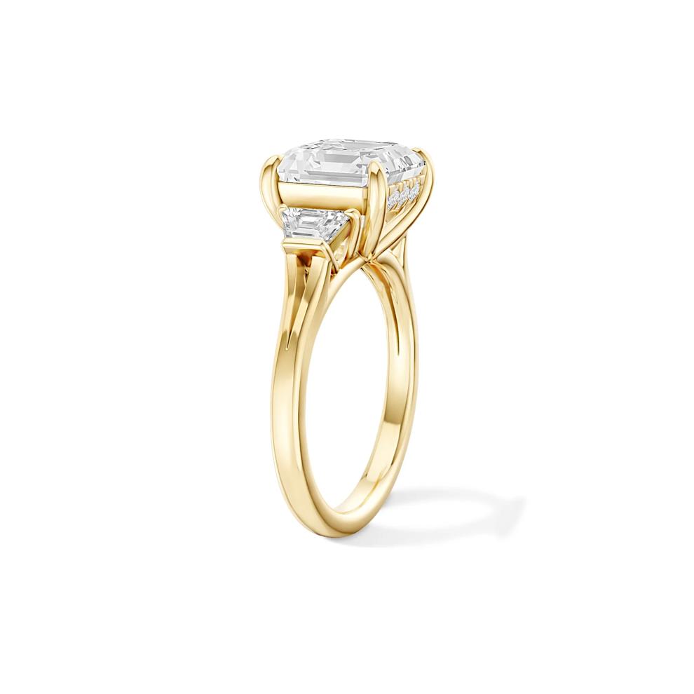 Bunny Lab Grown Diamond Asscher-Cut Engagement Ring in 18K Yellow Gold (4 1/2 ct. tw.) – Image 4 of 4
