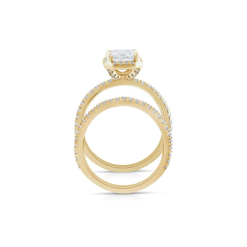 Lab Grown Diamond Emerald-Cut Halo Bridal Set in 14K Yellow Gold &#40;2 3/4 ct. tw.&#41; – Image 2 of 3