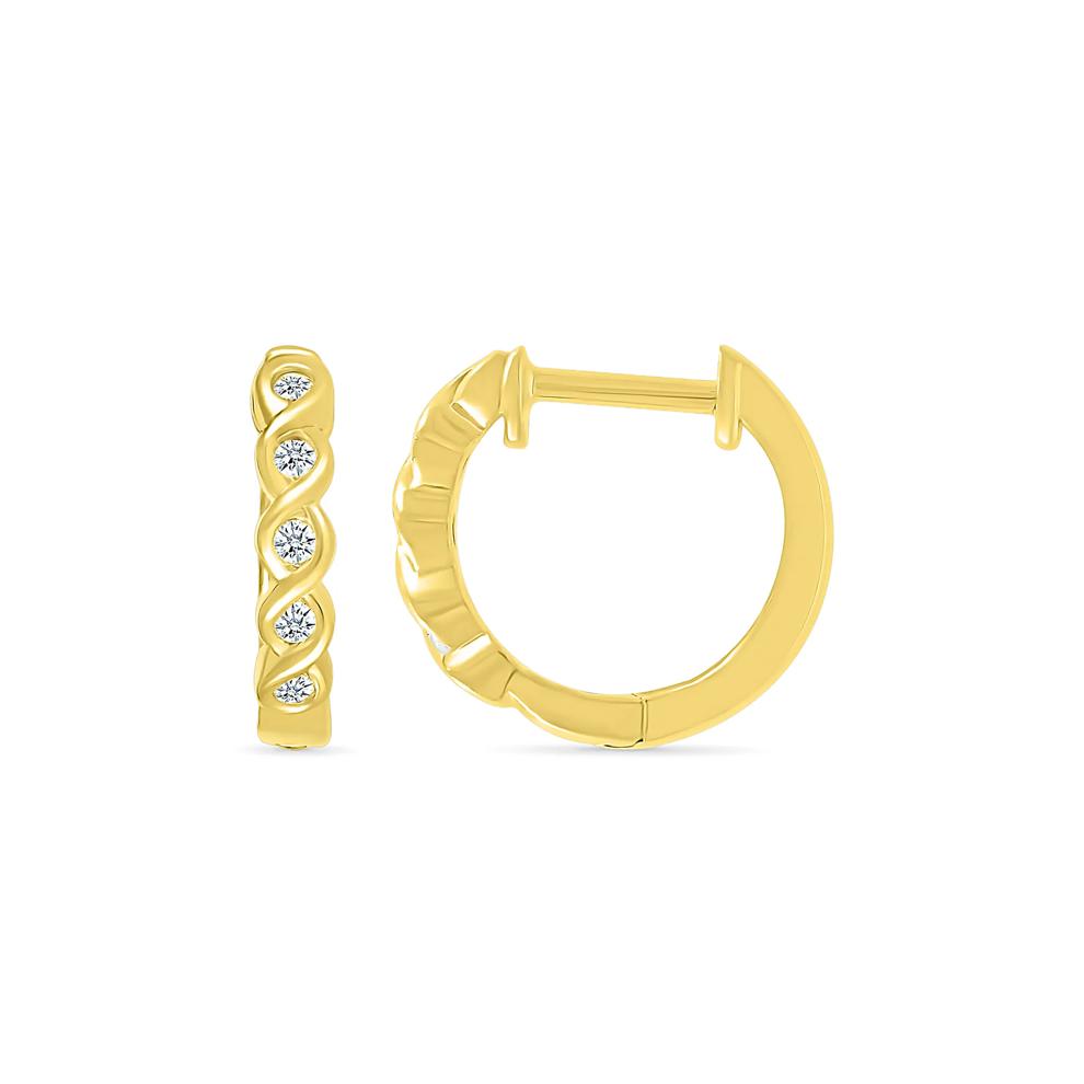 Diamond Twist Hoop Earrings in 10K Yellow Gold (1/10 ct. tw.) – Image 3 of 4