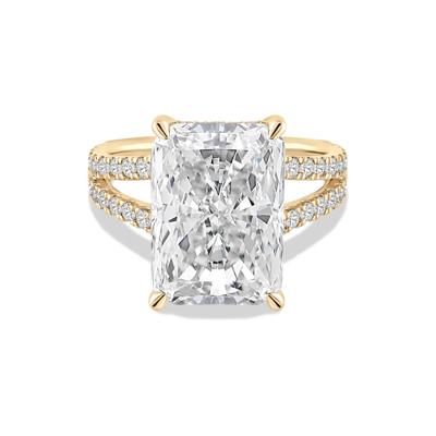 Lab Grown Diamond Radiant Engagement Ring in 14K Yellow Gold (8 ct. tw.)