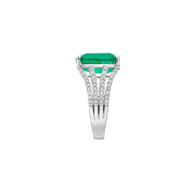 Emerald and Diamond Ring in 18K White Gold &#40;3/4 ct. tw.&#41; – Image 3 of 5