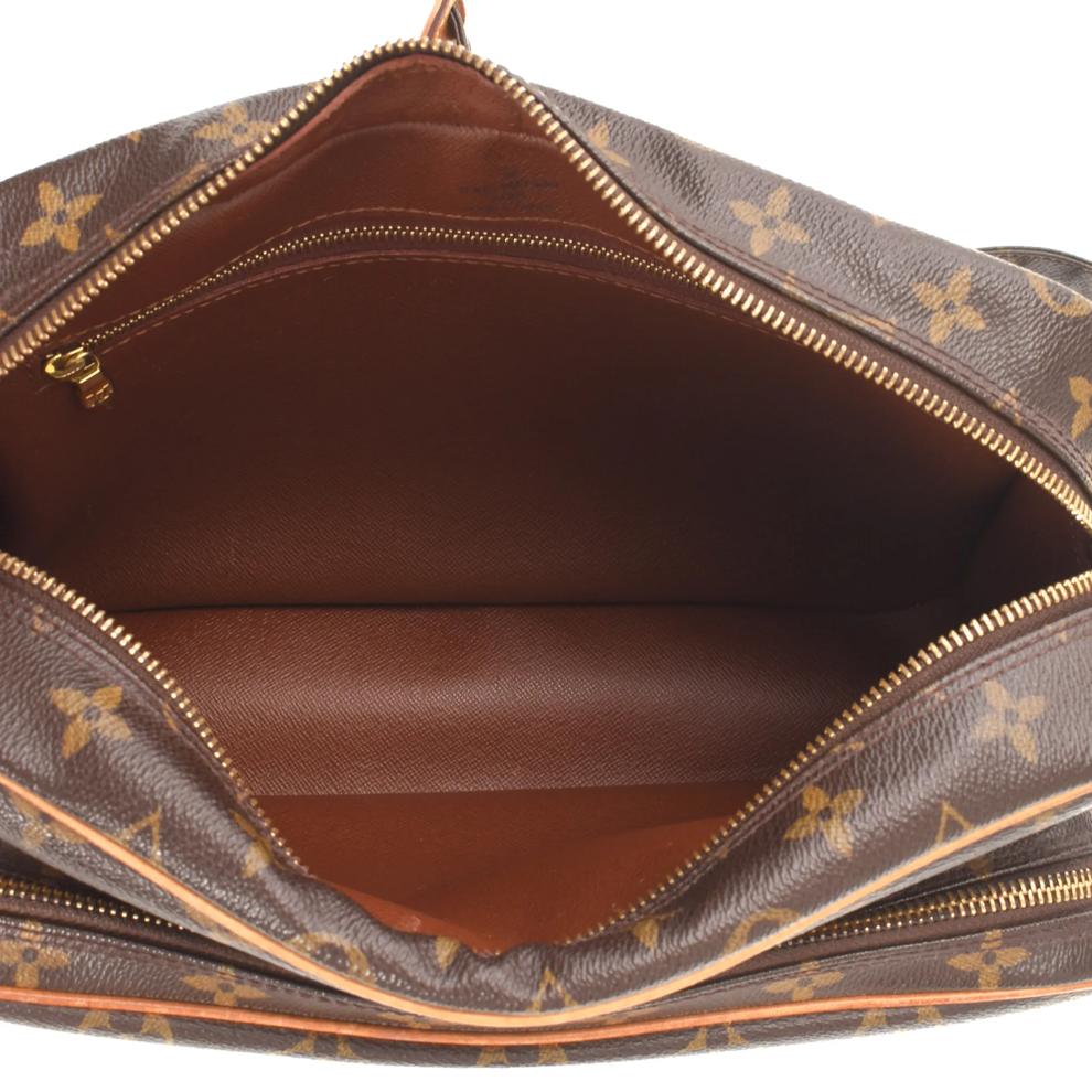 Pre-Owned Louis Vuitton Nil Crossbody – Image 3 of 9