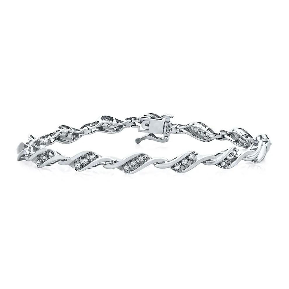 Diamond Bracelet with Bypass Links in 10K White Gold (1 ct. tw.) – Image 1 of 1
