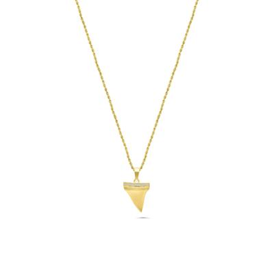 Men's Diamond Shark's Tooth Pendant Necklace in 10K Yellow Gold (1/8 ct. tw.)