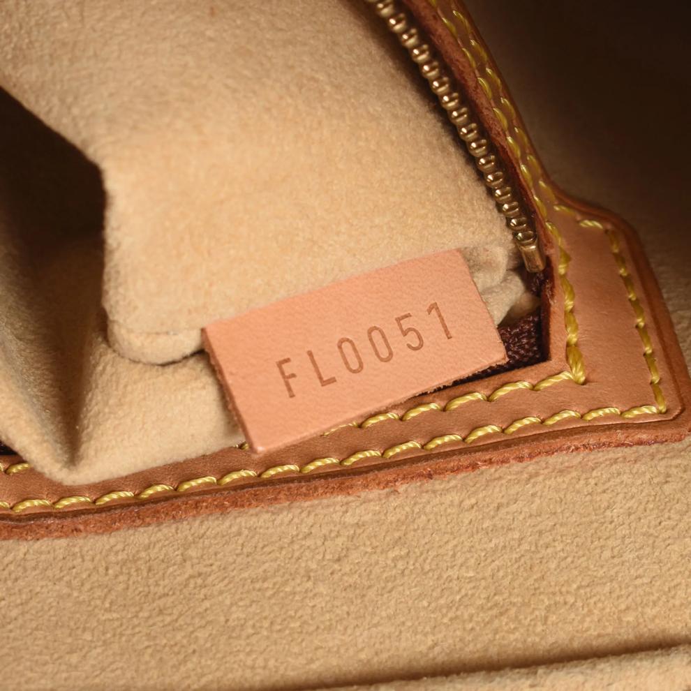 Pre-Owned Louis Vuitton Looping MM Monogram Shoulder Bag – Image 6 of 8