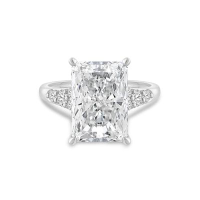 Lab Grown Diamond Radiant Center Engagement Ring in 14K Gold