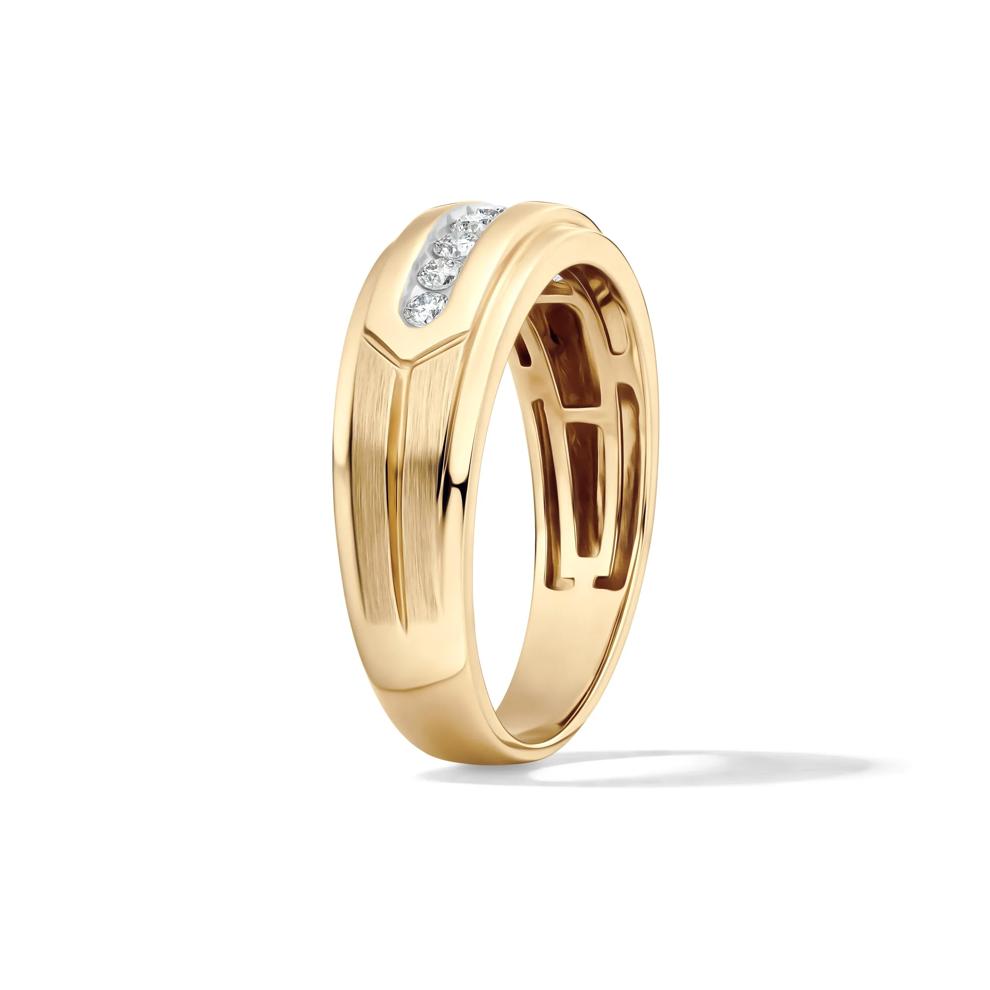 Men&rsquo;s Channel-Set Diamond Wedding Band in 10K Yellow Gold (1/4 ct. tw.) – Image 3 of 4