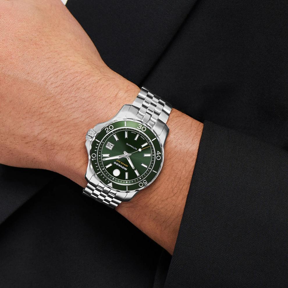 Men's Series 800 Watch in Stainless Steel – Image 4 of 4