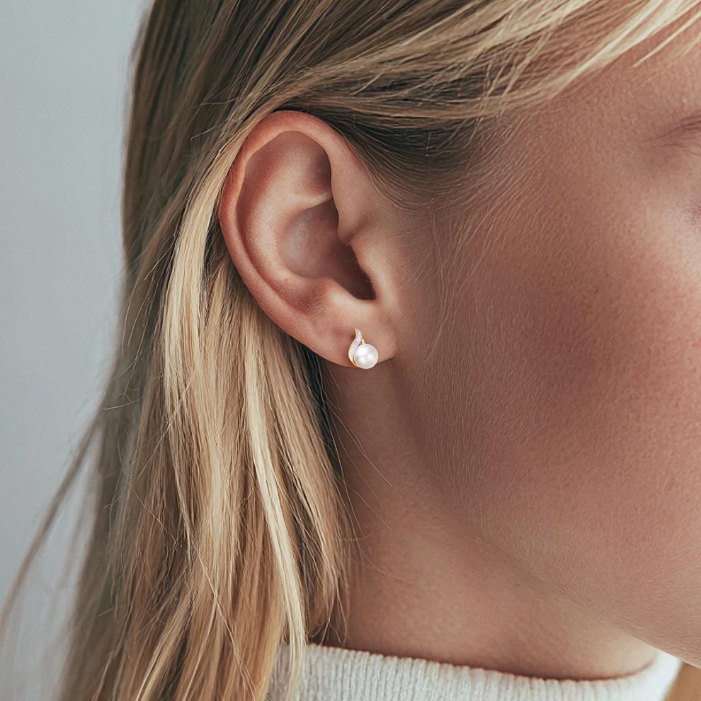 Freshwater Cultured Pearl Earrings with Diamond Accents in 10K Yellow Gold – Image 3 of 3