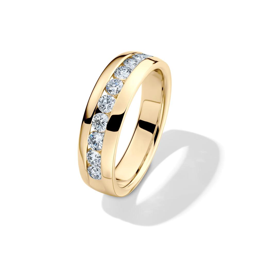 Men&rsquo;s Lab Grown Diamond Channel-Set Band in 10K Yellow Gold (1 ct. tw.) – Image 4 of 4