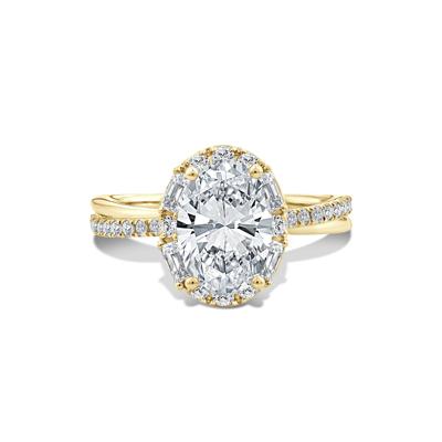 Lab Grown Diamond Oval Halo Engagement Ring in 14K Yellow Gold (2 1/2 ct. tw.)