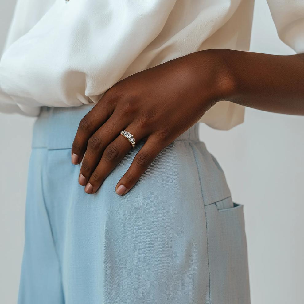 1/2 ct. tw. Diamond Three-Stone Engagement Ring in 10K Yellow Gold – Image 4 of 4