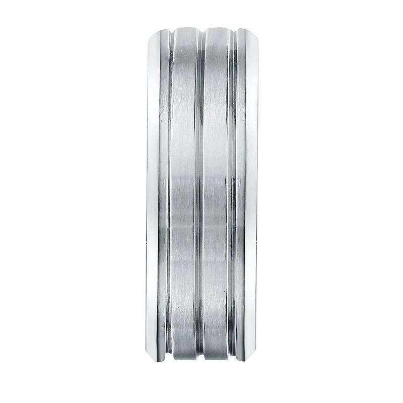 Men&#39;s Grooved Band in Titanium, 8MM – Image 2 of 2