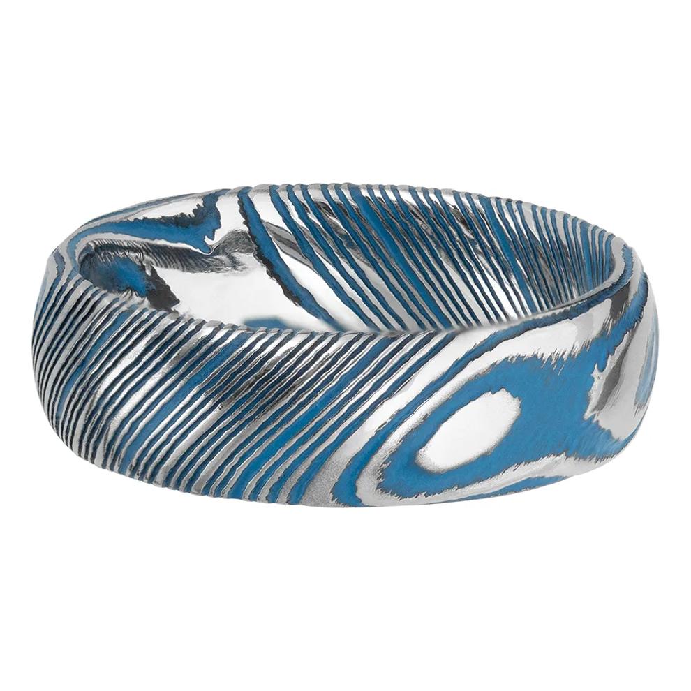 Men&rsquo;s Wedding Band with Blue Cerakote in Damascus Steel, 7mm – Image 4 of 4