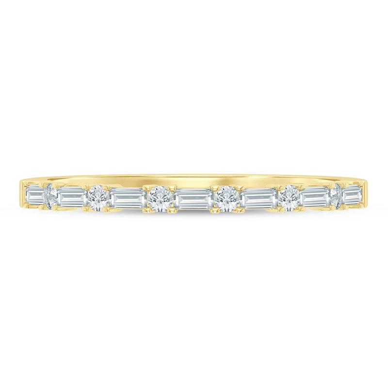 Lab Grown Diamond Baguette and Round Band in 10K Yellow Gold &#40;1/4 ct. tw.&#41; – Image 1 of 3