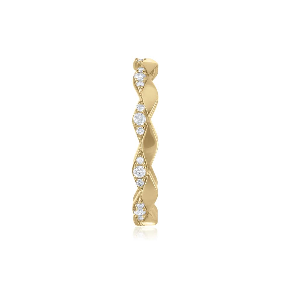 Wavy Diamond Stack Band in 14K Yellow Gold (1/5 ct. tw.) – Image 3 of 3
