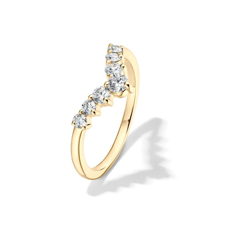 Diamond Chevron Contour Band in 14K Yellow Gold &#40;1/2 ct. tw.&#41; – Image 4 of 4