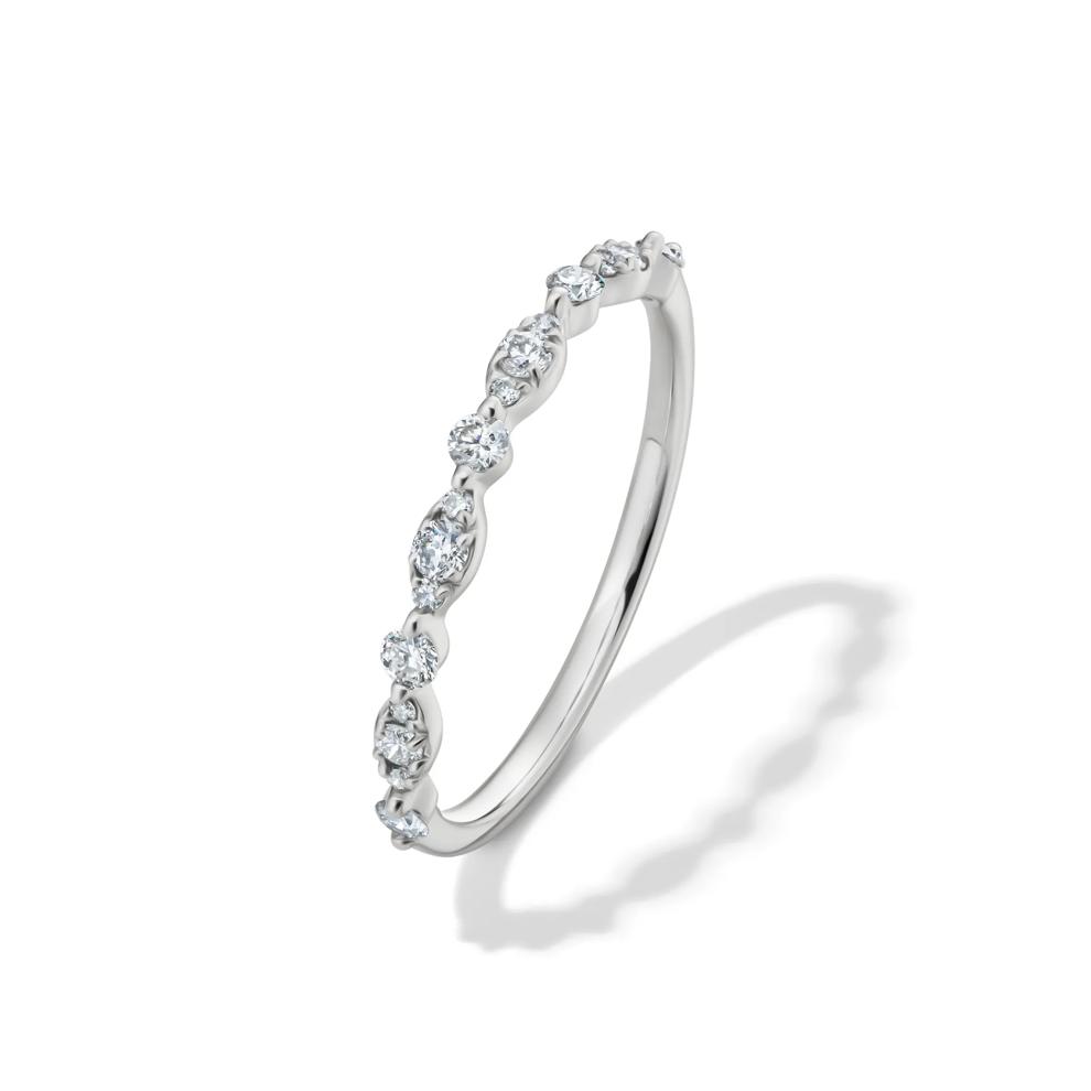 Scalloped Diamond Anniversary Band in 10K white Gold (1/4 ct. tw.) – Image 4 of 4