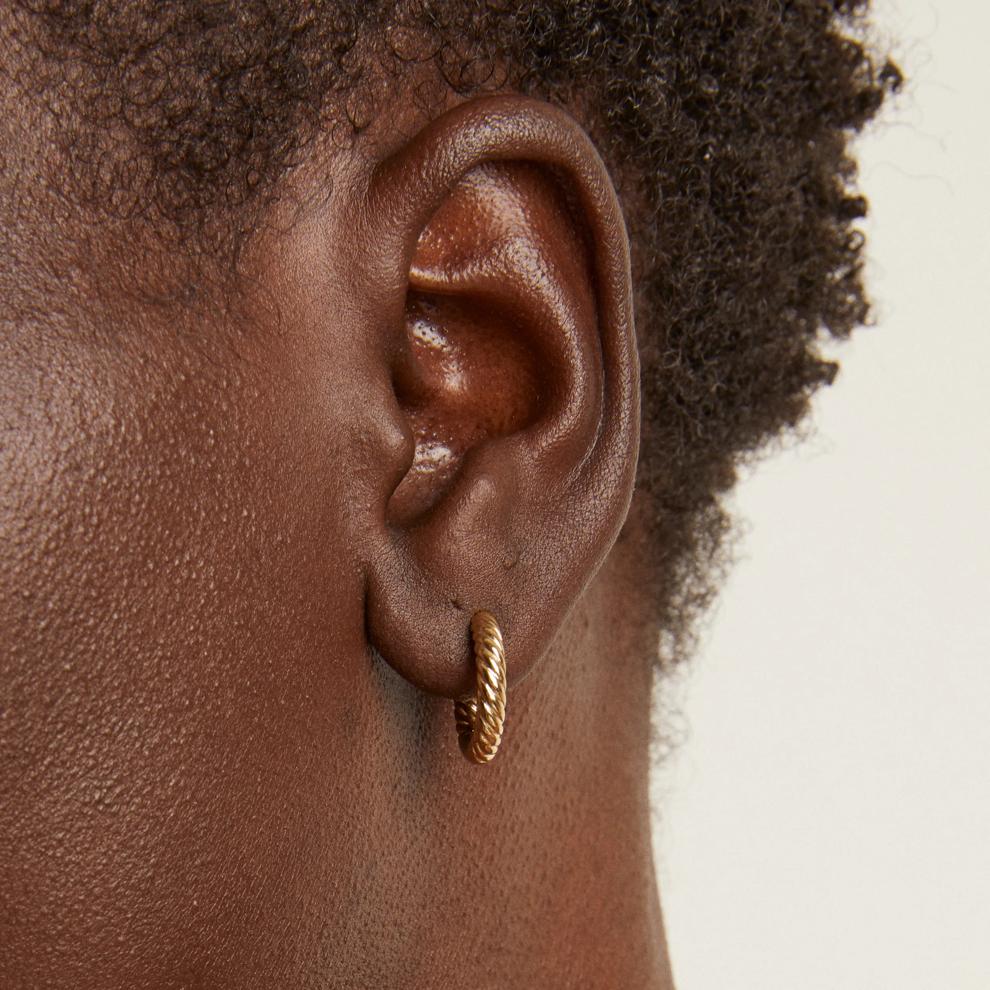 Twisted Rope Hoop Earrings in Vermeil, 14MM – Image 4 of 4