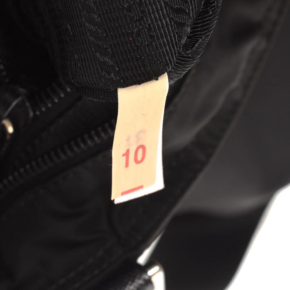 Pre-Owned Prada Tessuto Nylon Crossbody – Image 7 of 8