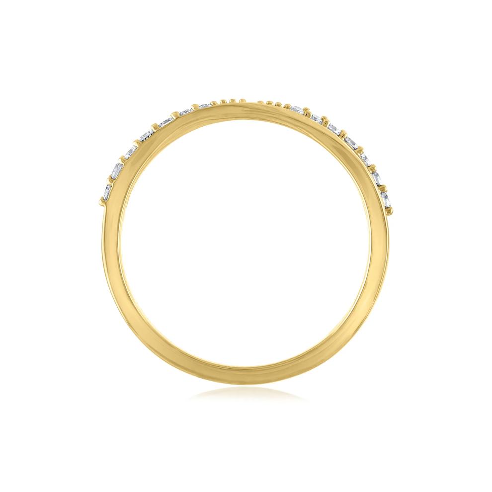 Diamond Crossover Band in 14K Yellow Gold (1/7 ct. tw.) – Image 2 of 3