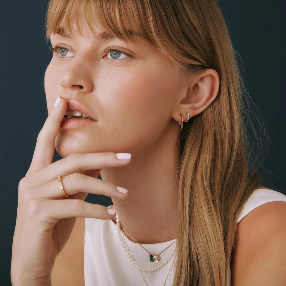 Thin Huggie Hoop Earrings in Vermeil, 18mm – Image 2 of 4