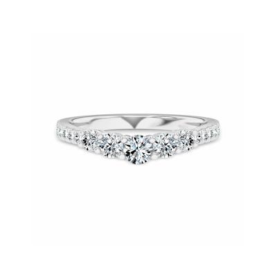 Lab Grown Diamond Graduated Contour Band in 14K White Gold (3/4 ct. tw.)