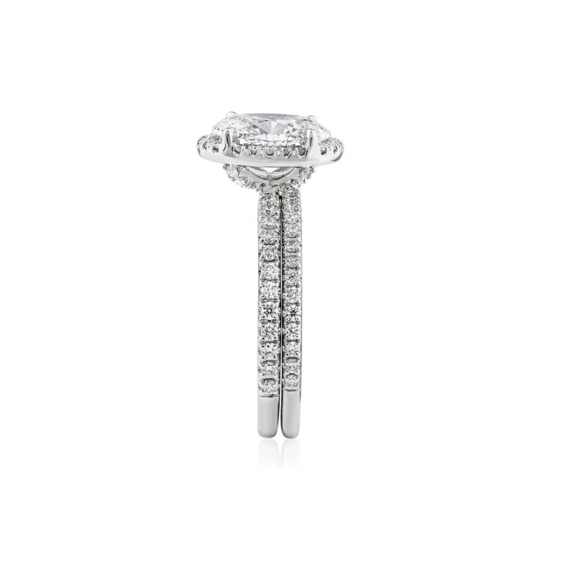 Lab Grown Diamond Oval-Shaped Halo Bridal Set in 14K White Gold &#40;2 3/4 ct. tw.&#41; – Image 3 of 3