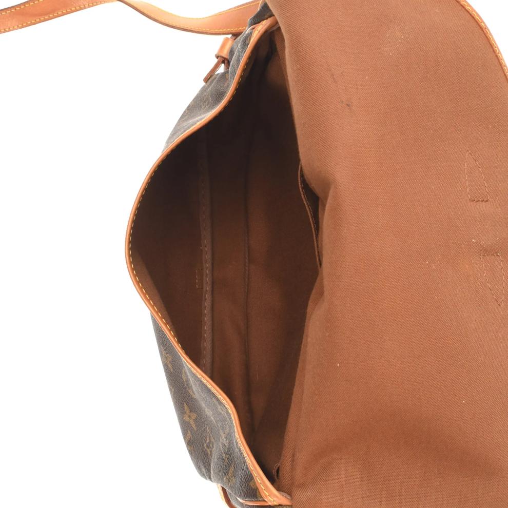 Pre-Owned Louis Vuitton Saumur 30 Crossbody – Image 4 of 9