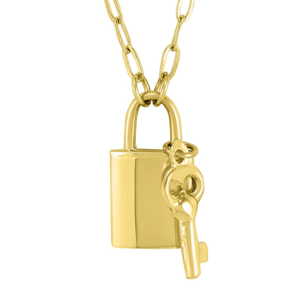 Lock and Key Paperclip Necklace in 14K Yellow Gold – Image 1 of 4