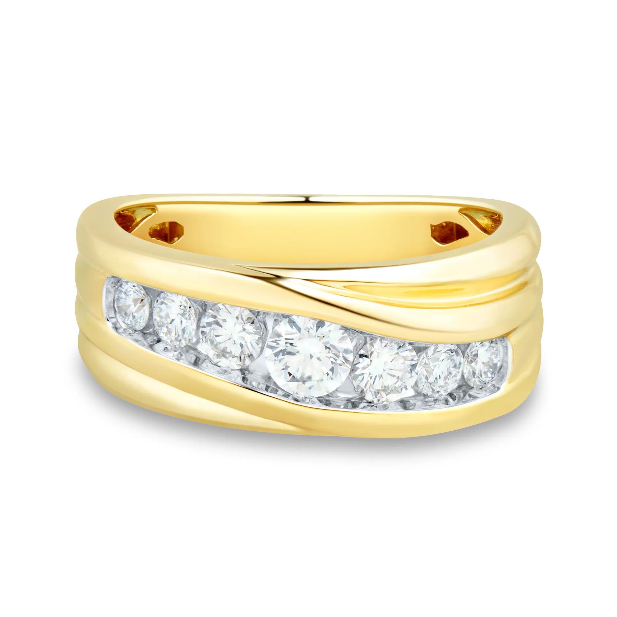 Helzberg Lab Grown Diamonds Men's Slant Band in 10K Yellow Gold (1