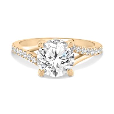 Lab Grown Diamond Round Center Engagement Ring in 14K Yellow Gold (2 1/3 ct. tw.)