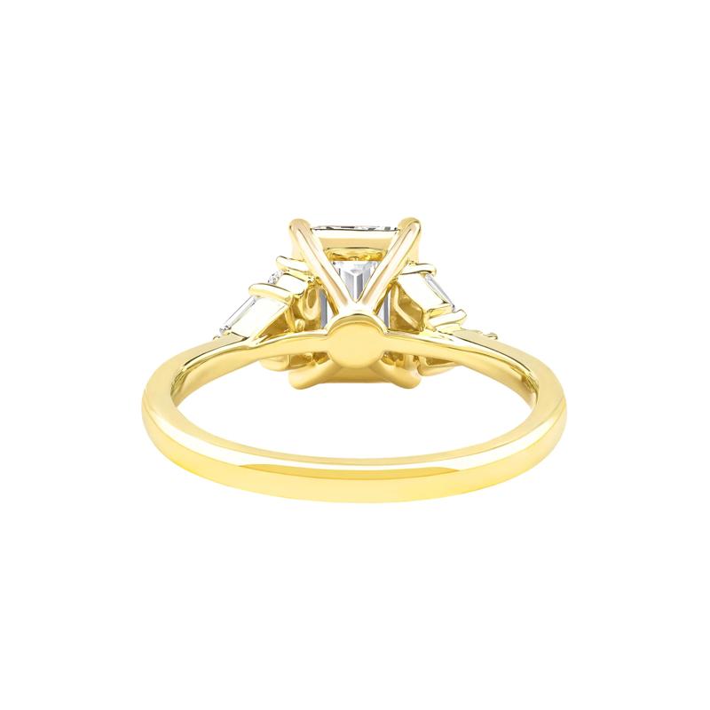 Lyla Lab Grown Diamond Emerald-Cut Engagement Ring in 14K Yellow Gold (2 1/4 ct. tw.) – Image 4 of 5