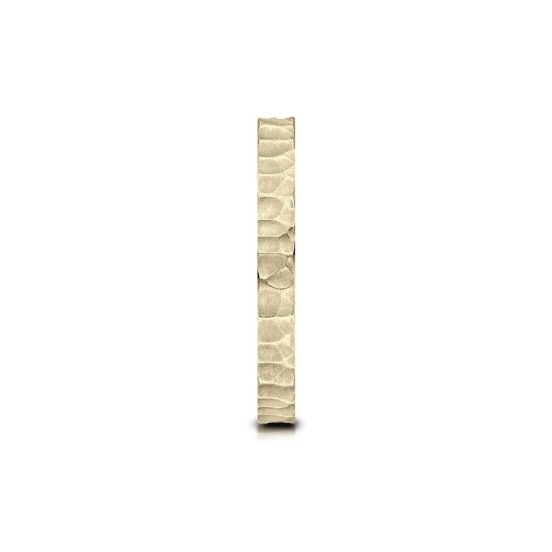 Hammered Band in 14K Yellow Gold, 2MM – Image 3 of 3