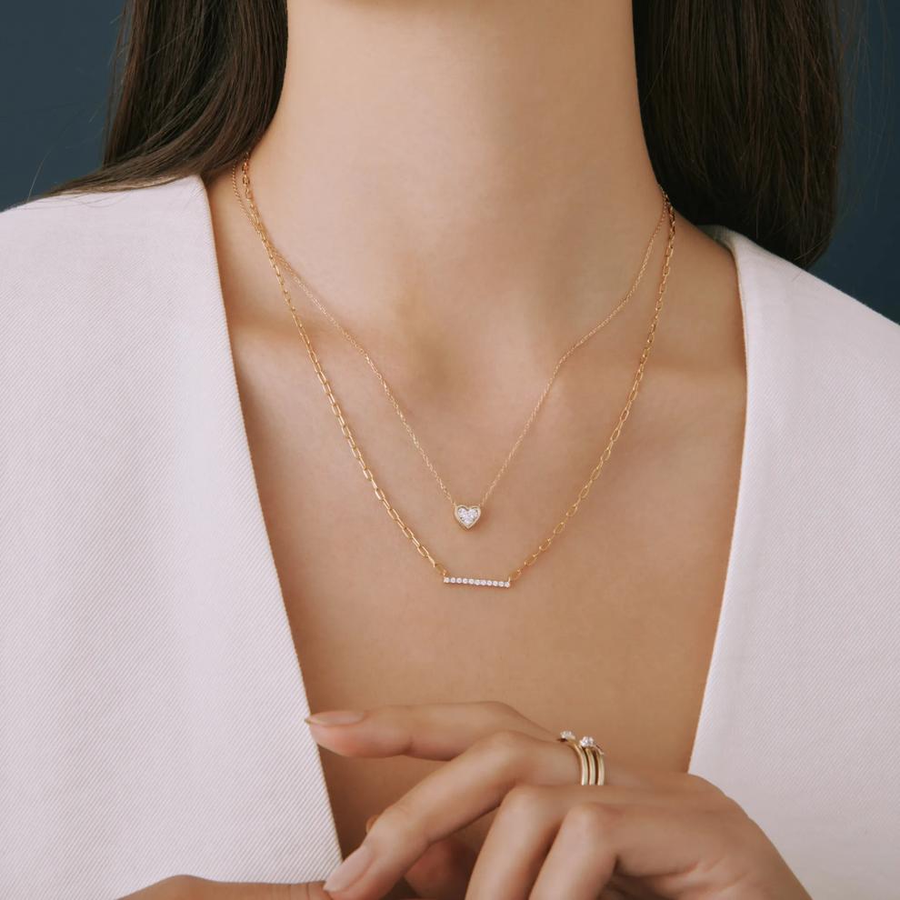 Diamond Heart Necklace in 14K Yellow Gold (1/10 ct. tw.) – Image 5 of 6