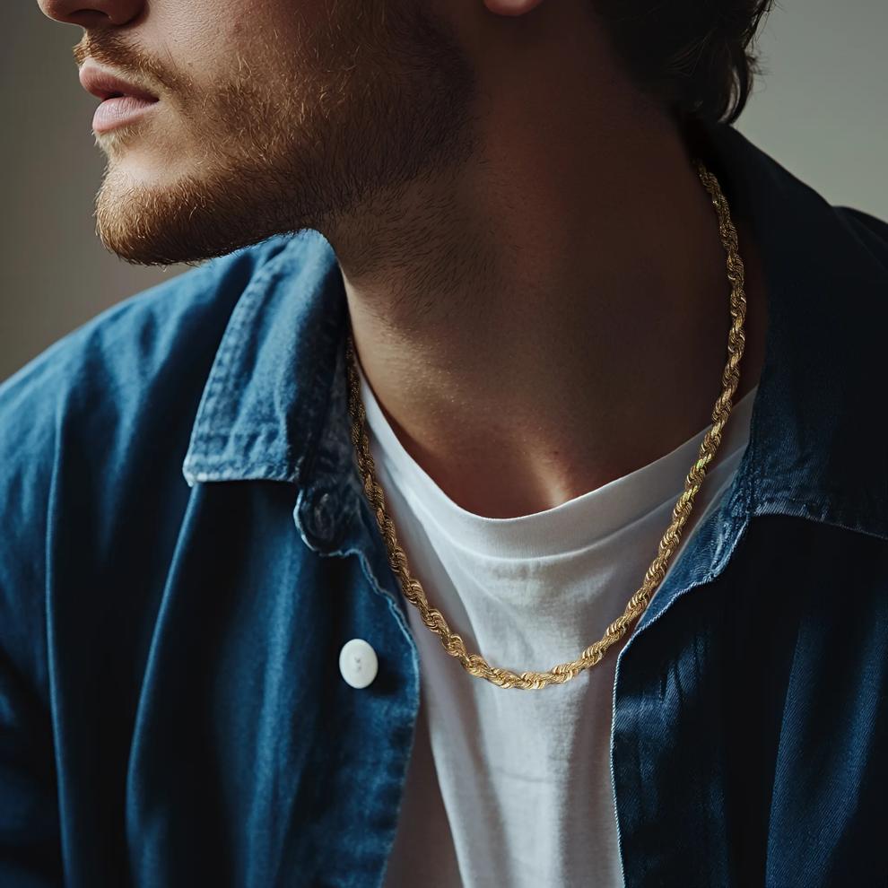 Diamond-Cut Solid Rope Chain in 14K Yellow Gold, 7MM, 22&rdquo;  – Image 3 of 3