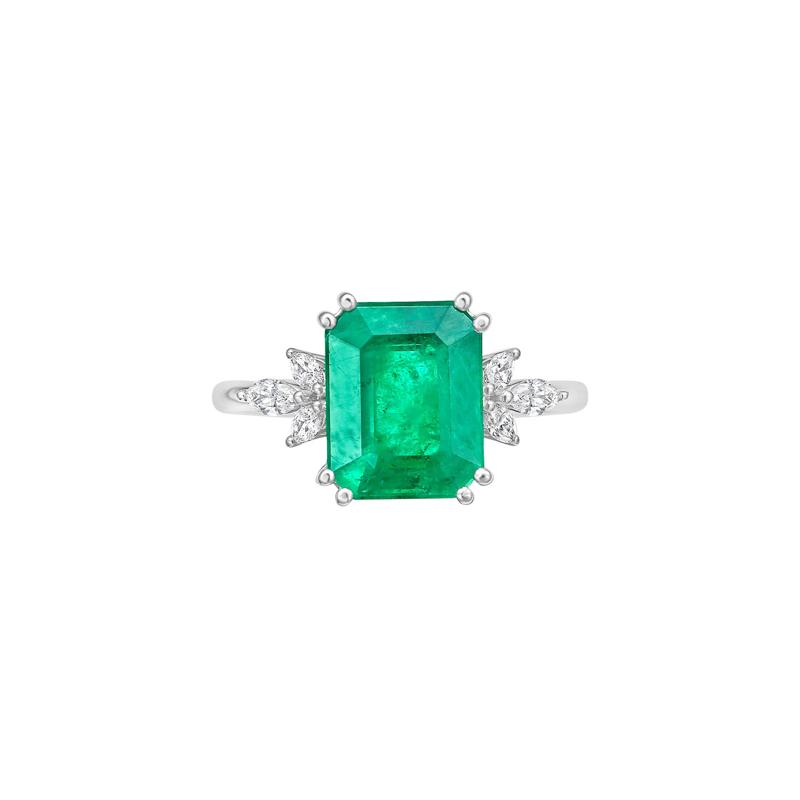 Emerald &amp; Diamond Ring in 14K White Gold &#40;1/4 ct. tw.&#41; – Image 1 of 3