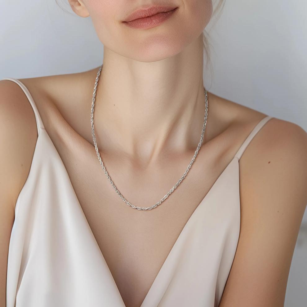 Solid Diamond-Cut Rope Chain in 14K White Gold, 2mm, 22&rdquo; – Image 4 of 4