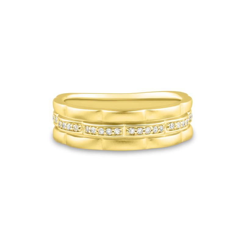 Men&rsquo;s Diamond Wedding Band in 10K Yellow Gold &#40;1/5 ct. tw.&#41;  – Image 1 of 3