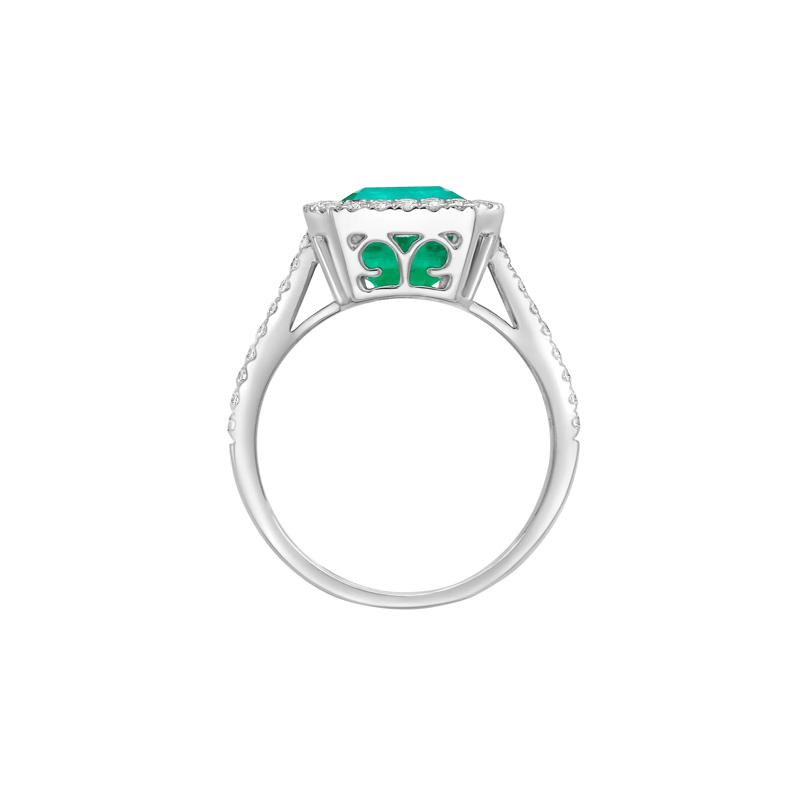 Emerald and Diamond Halo Split Shank Ring in 14K White Gold &#40;5/8 ct. tw.&#41; – Image 3 of 4