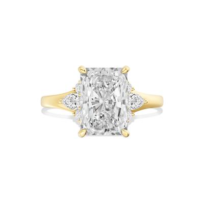 Kenzy Lab Grown Diamond Radiant Center Engagement Ring in 18K Yellow Gold (3 3/8 ct. tw.)